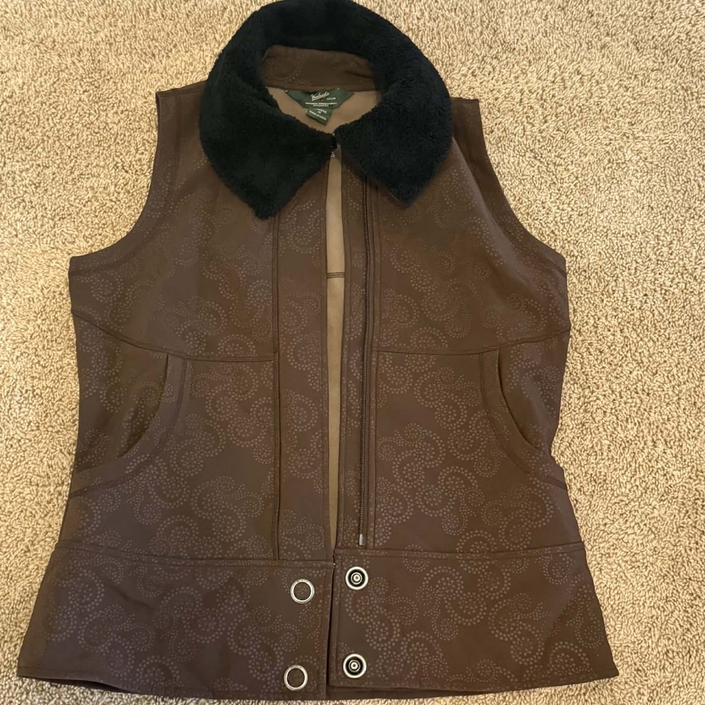 Woolrich Chocolate Vest with Plush Black Collar